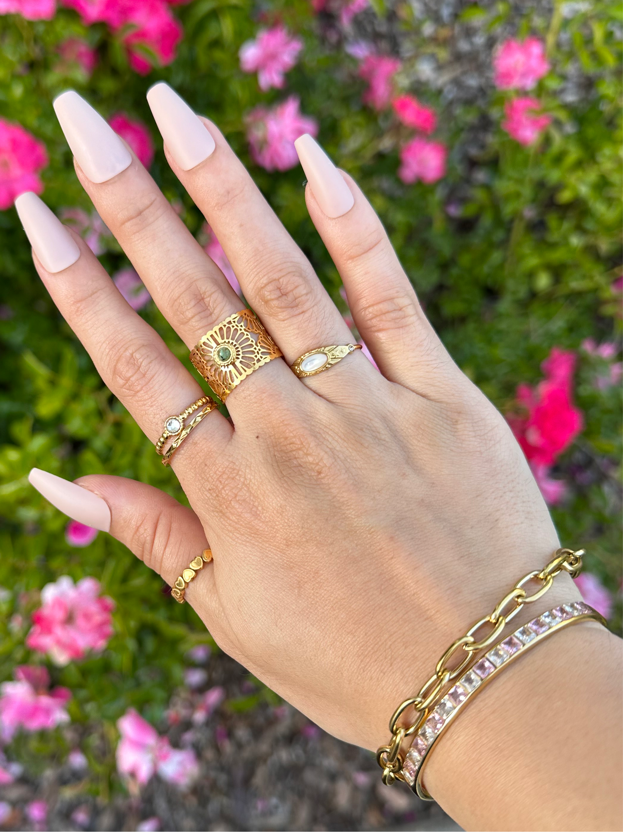 Divina Ring