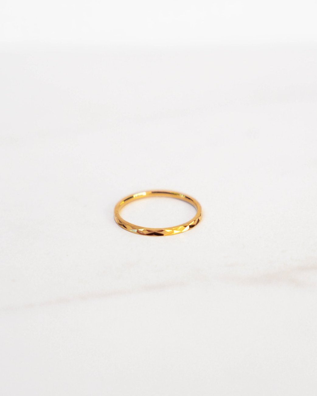 Divina Ring