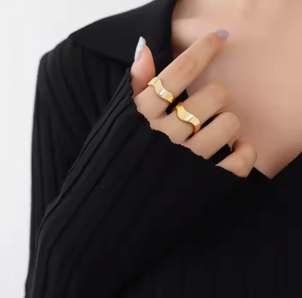 Gold Wave Ring