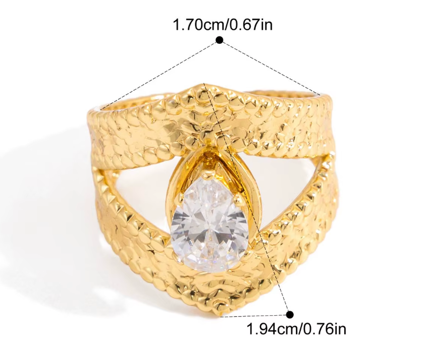 Queen B Ring