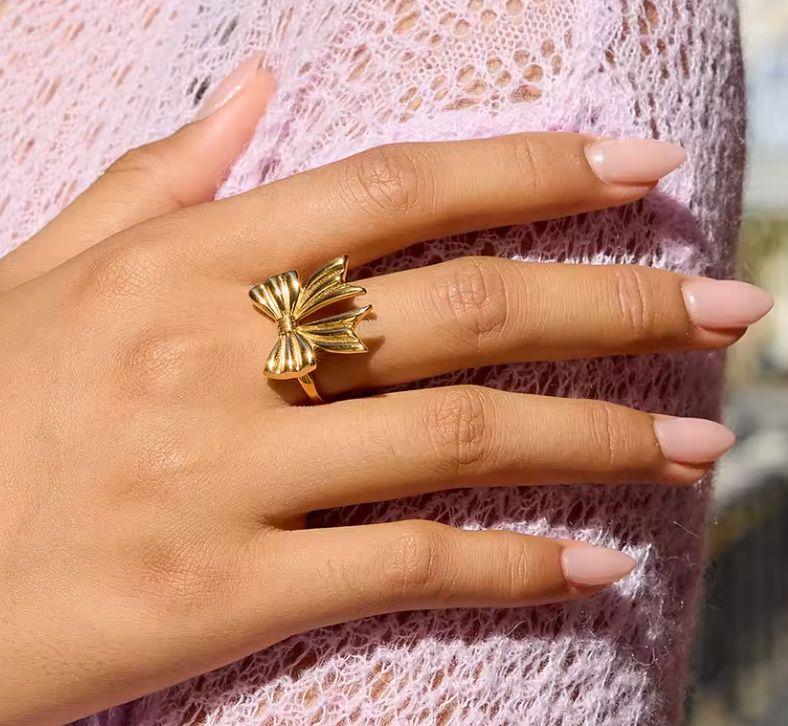 Coquette Ring