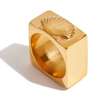 Shelly Ring